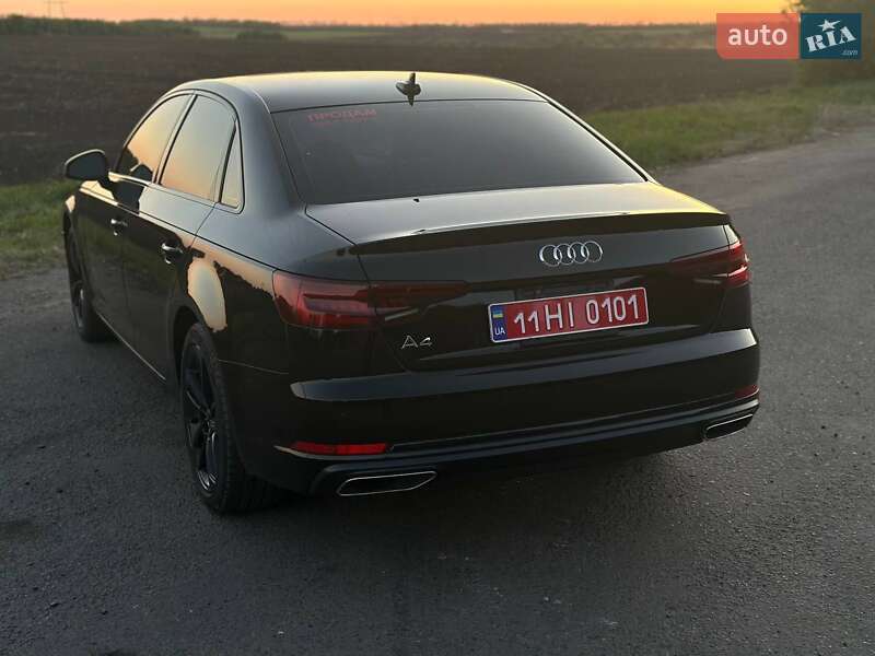 Седан Audi A4 2019 в Полтаві