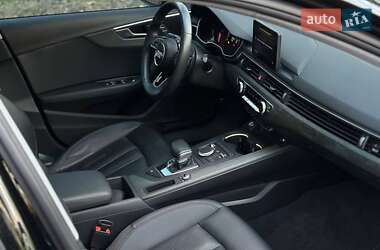 Седан Audi A4 2019 в 