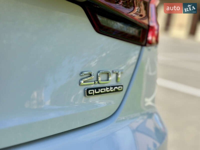 Седан Audi A4 2017 в Киеве