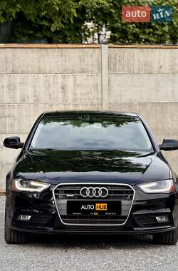 Седан Audi A4 2015 в 