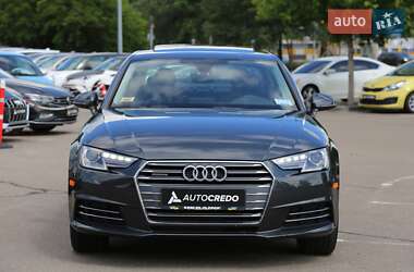 Седан Audi A4 2016 в 