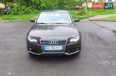 Седан Audi A4 2010 в 