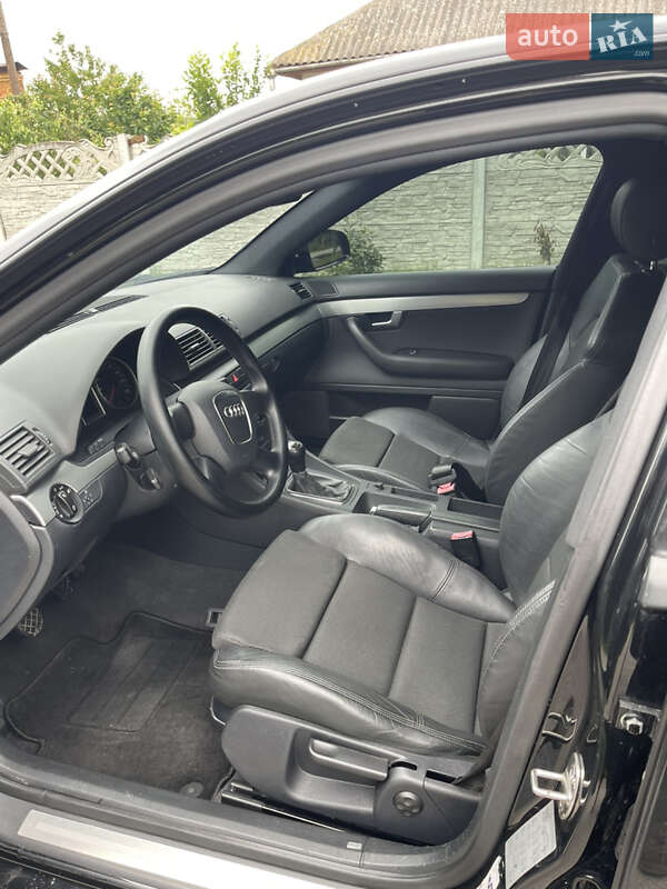 Седан Audi A4 2006 в Гнивани