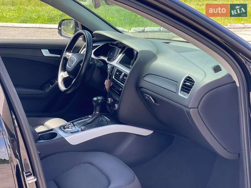 Универсал Audi A4 2015 в Ужгороде