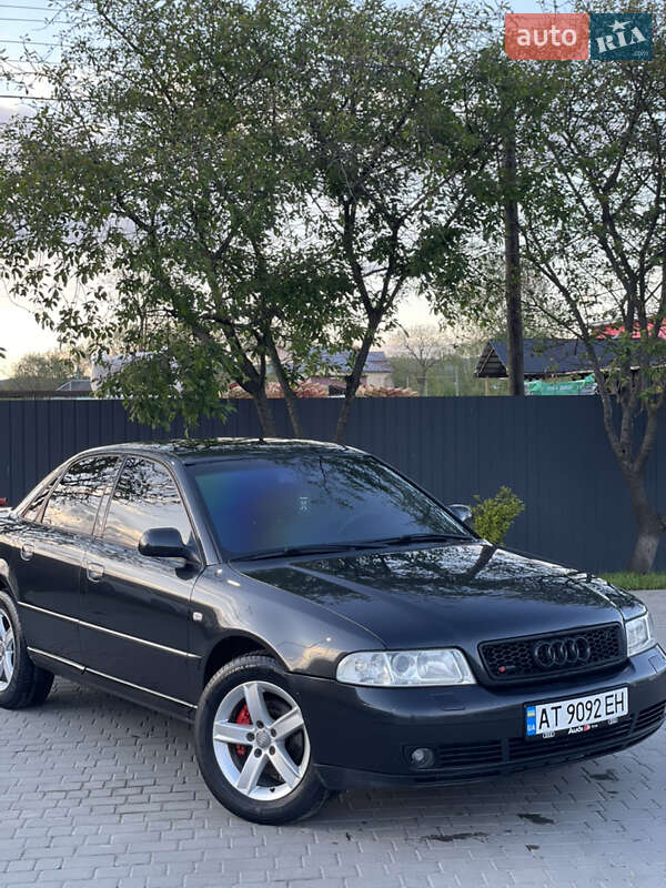 Седан Audi A4 1999 в 