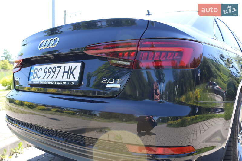 Седан Audi A4 2017 в Львове