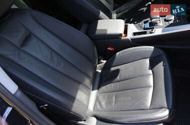 Седан Audi A4 2017 в 