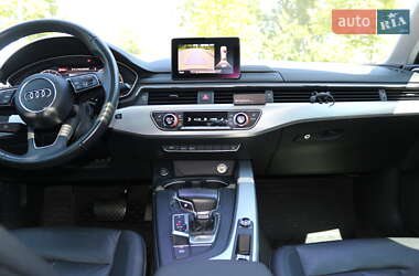 Седан Audi A4 2017 в 