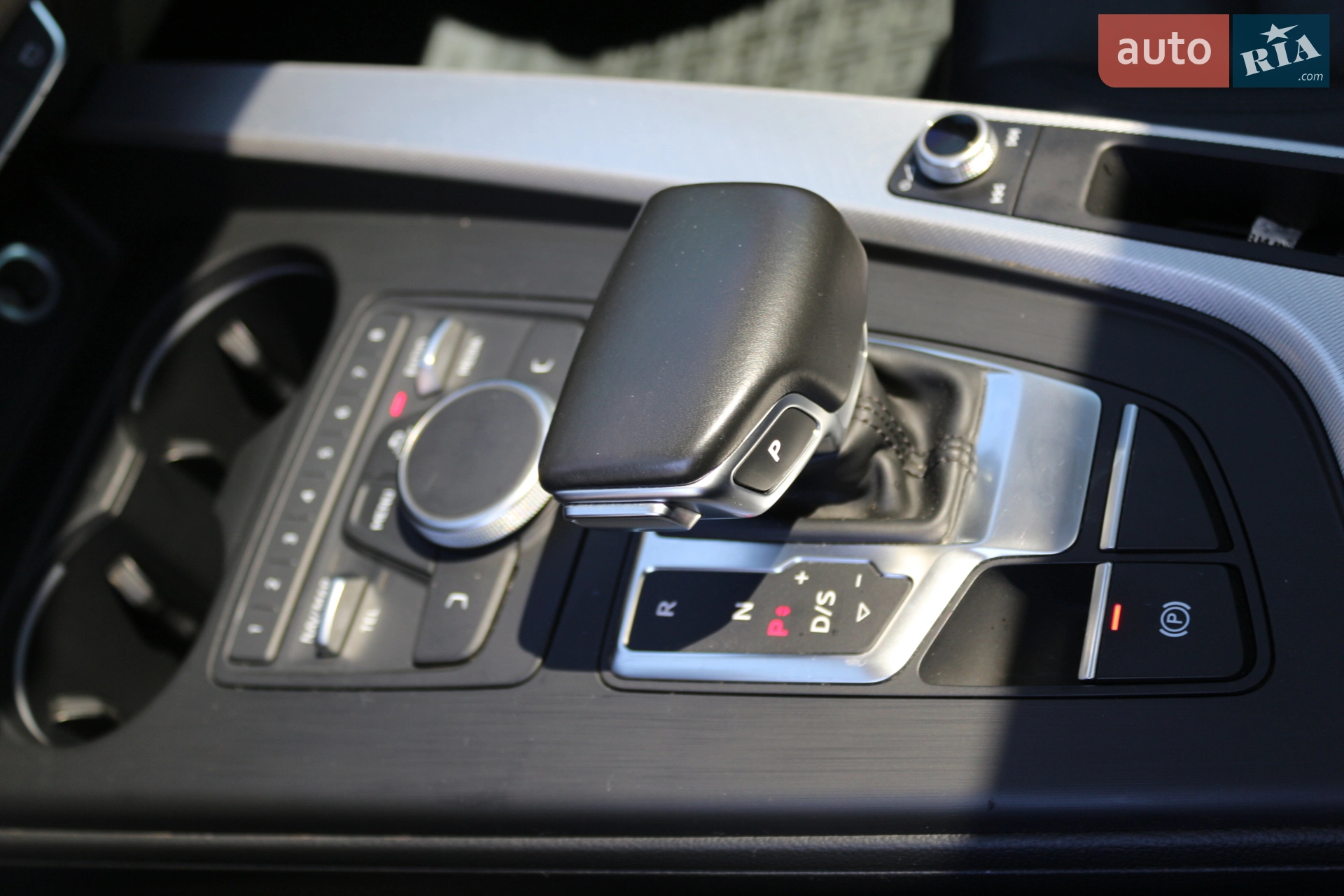 2017 Audi A4 - мініатюра 64