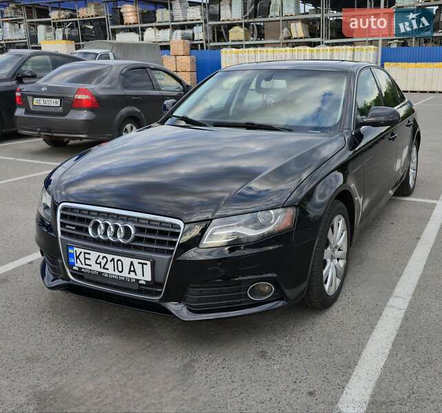 Седан Audi A4 2009 в 