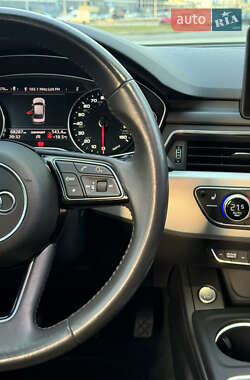 Седан Audi A4 2018 в 