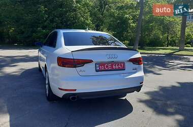 Седан Audi A4 2016 в 