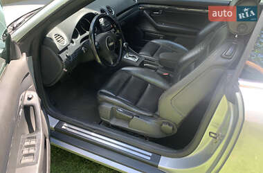 Кабриолет Audi A4 2004 в 