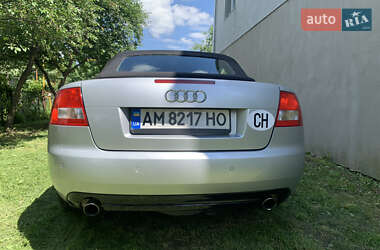 Кабриолет Audi A4 2004 в 