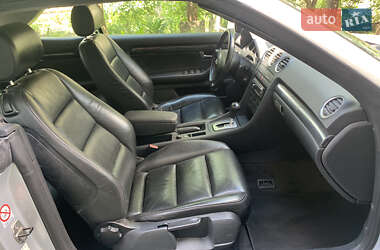 Кабриолет Audi A4 2004 в 