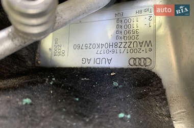Кабриолет Audi A4 2004 в 