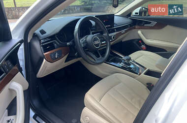 Седан Audi A4 2020 в 