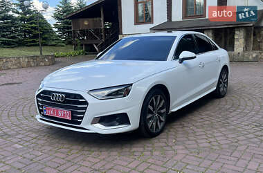 Седан Audi A4 2020 в 