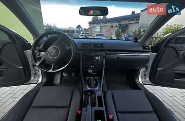 Седан Audi A4 2001 в 