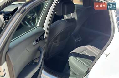 Седан Audi A4 2020 в 