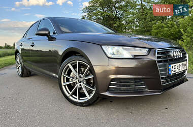 Седан Audi A4 2016 в 