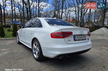Седан Audi A4 2015 в Умані