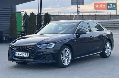 Седан Audi A4 2023 в 