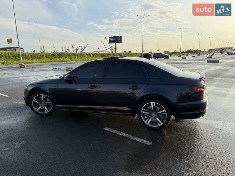 Седан Audi A4 2017 в Львове
