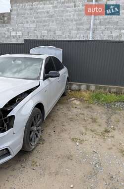 Седан Audi A4 2014 в 