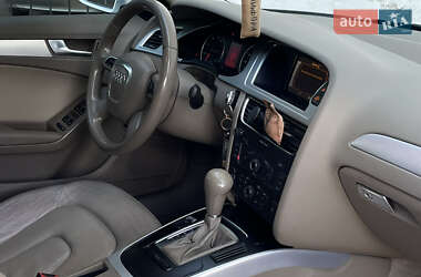 Седан Audi A4 2009 в 