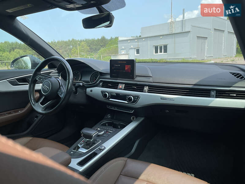 Седан Audi A4 2017 в Ровно