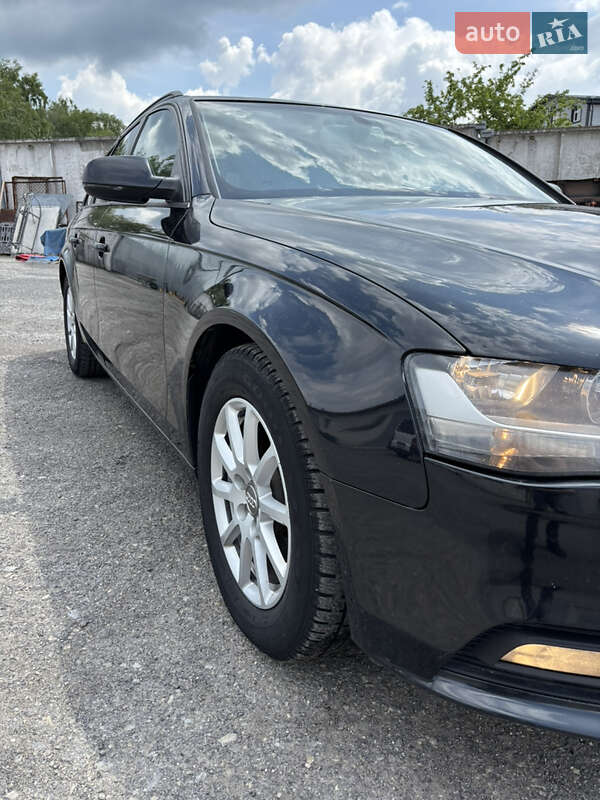 Універсал Audi A4 2012 в Тернополі