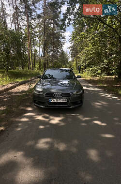 Седан Audi A4 2014 в 