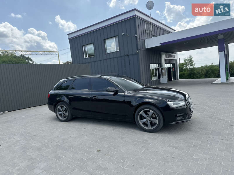 Універсал Audi A4 2013 в Хотині