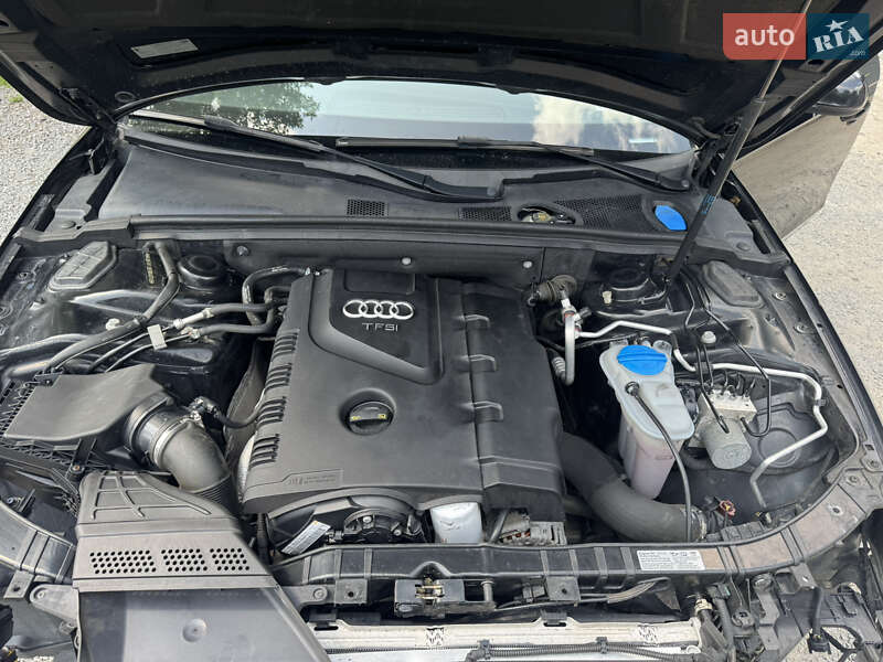 Седан Audi A4 2014 в Рівному