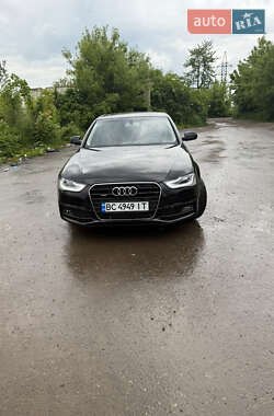 Седан Audi A4 2014 в Львові