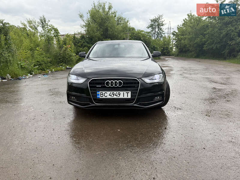 Седан Audi A4 2014 в Львове