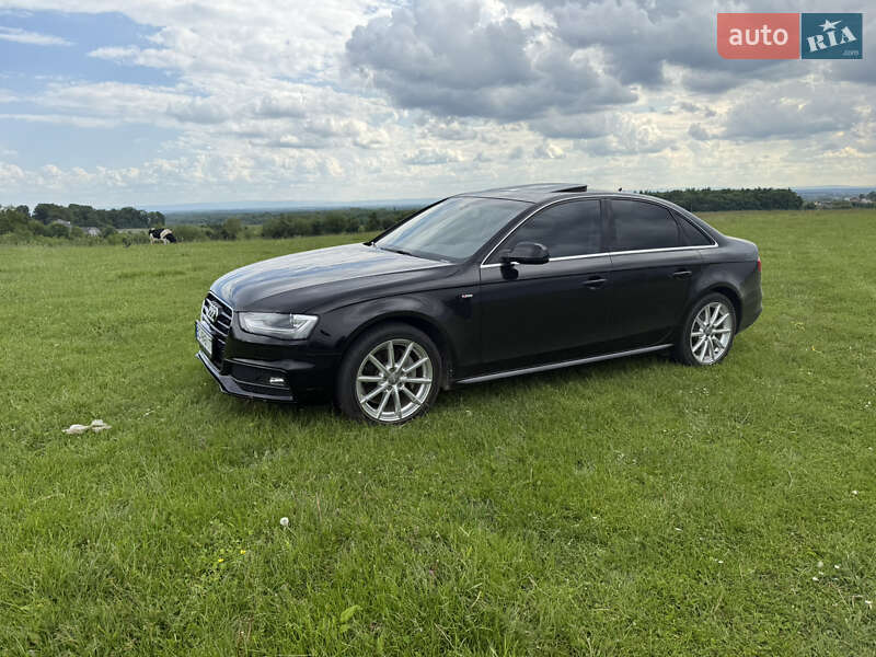 Седан Audi A4 2014 в Львове