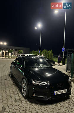 Седан Audi A4 2015 в 