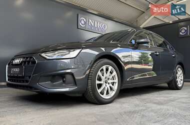 Седан Audi A4 2021 в 