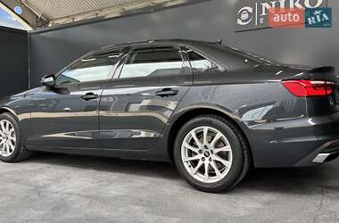 Седан Audi A4 2021 в 