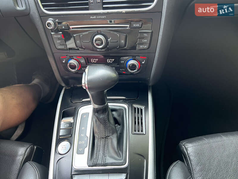 Седан Audi A4 2012 в Києві