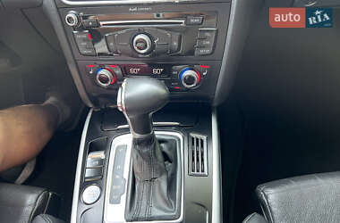 Седан Audi A4 2012 в 