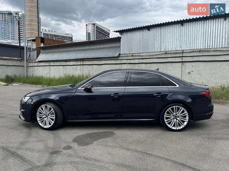 Седан Audi A4 2016 в Киеве