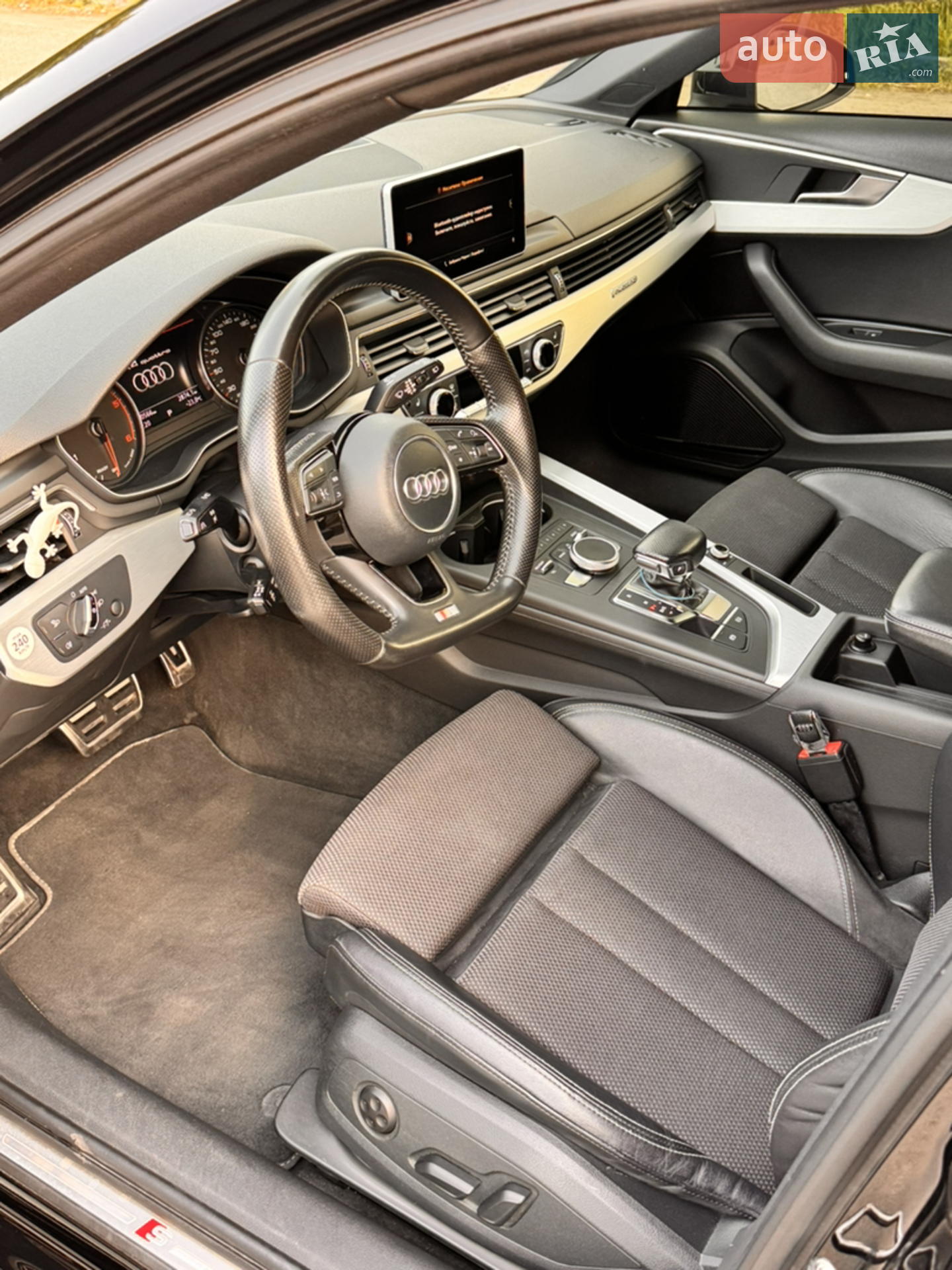 2016 Audi A4 - мініатюра 13