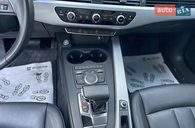 Седан Audi A4 2016 в 
