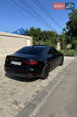 Седан Audi A4 2016 в 