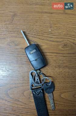 Седан Audi A4 2001 в 