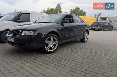 Седан Audi A4 2001 в Рівному