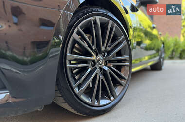 Седан Audi A4 2017 в 
